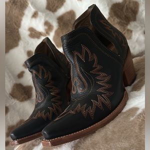 Ariat Dixon boots